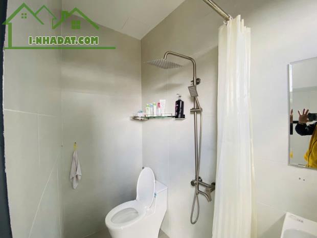 Bán nhà mặt tiền Lý Văn Phức p Tân Đinh, 4x18m2 4 tầng chỉ 26 tỷ - 4