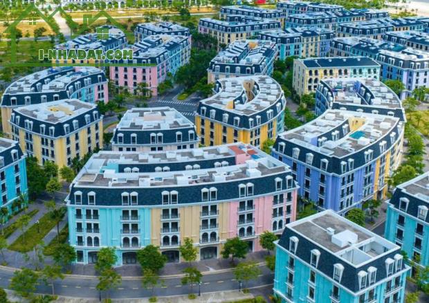 Bán nhanh căn nhà phố Harbor Bay Hạ Long, cách biển 50m. Lh:0915069737 - 1