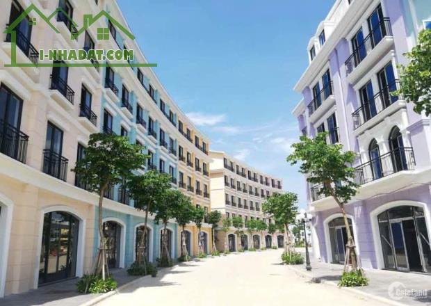 Bán nhanh căn nhà phố Harbor Bay Hạ Long, cách biển 50m. Lh:0915069737 - 2