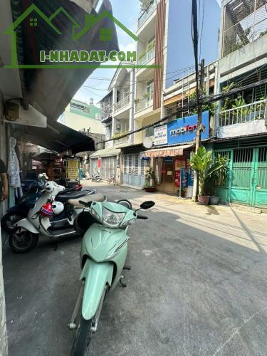 BÁN GẤP NHÀ PHỐ HẺM 601 - HẺM XE HƠI TẬN NHÀ - KHU YÊN TĨNH, AN NINH CAO! - 2