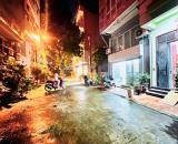 BÁN NHÀ PHỐ BÙI HUY BÍCH , Ô TÔ 30M,NGÕ THÔNG, DÂN XÂY, SÂN RỘNG 100M2, 42M2 GIÁ 12 TỶ