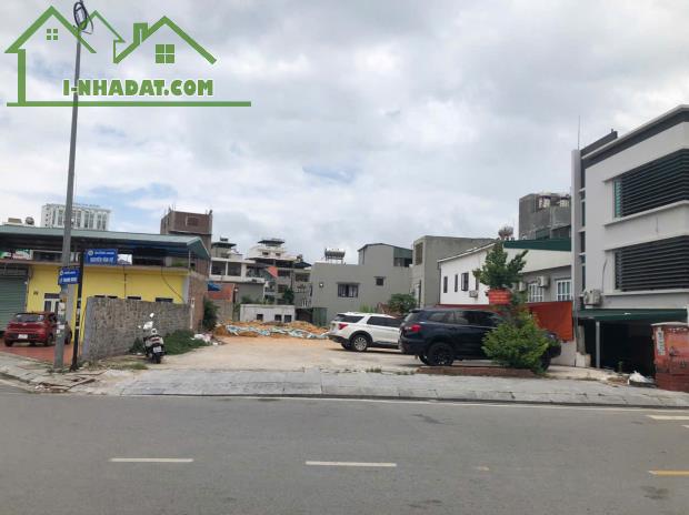 Cần bán mảnh đất năm tại TT mặt đường Nguyễn Văn Cừ - Hạ long. LH:0915069737 - 1