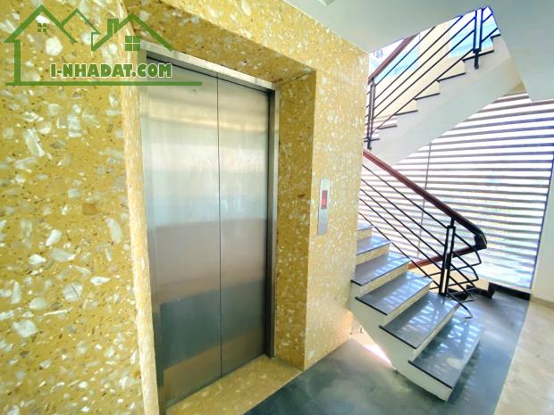 Bán Biệt Thự Khu Tấn Trường, 200m2, 4 Tầng, Thang Máy, Chỉ 27 Tỷ, Quận 7 - 2