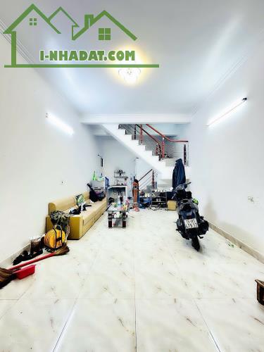 ⭐️SIÊU PHẨM 2 TẦNG MÁI BẰNG TUYẾN 2 LẠCH TRAY