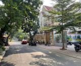 Bán GẤP nhà đẹp hẻm 616 Lê Đức Thọ ngang 10m 220m2 khu Osimi có gara sân vườn 22 tỷ xíu.