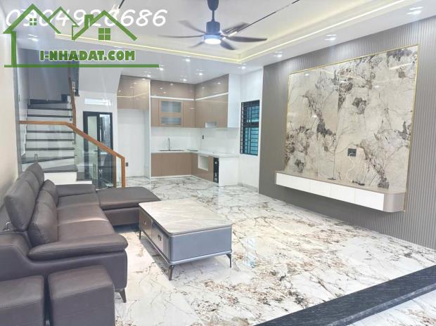 Siêu phẩm nhà đẹp 3 tầng Phạm Ngũ Lão, Thủy Nguyên, Hải Phòng, giá từ 2,450tỷ full đồ
