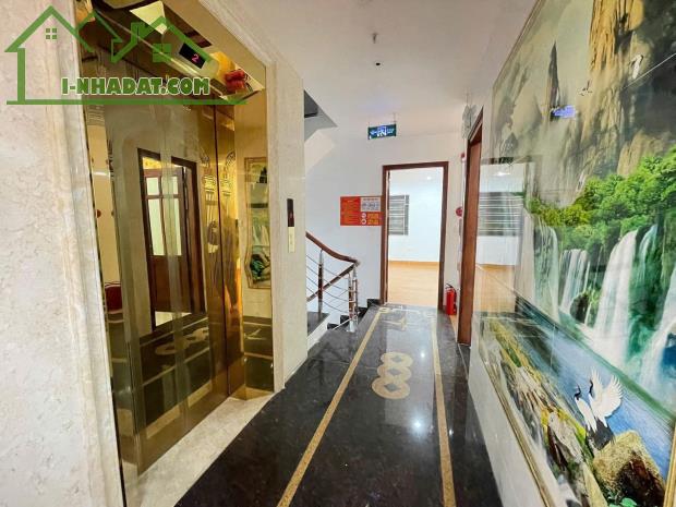 TÒA NHÀ: THỊNH QUANG -ĐỐNG ĐA.  • DT: 95m²x 9t x 5.6m.mt.  • Nhà xây mới , hiện đại, 2 mặt - 2