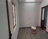 Binhbds cho thuê nhà Hàng Quạt 5 tầng 15 triệu / tháng