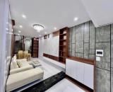 TIN CHẤN ĐỘNG. Trung Tâm Bồ Đề Chỉ 8.x Tỷ, 41m2, 4 Phòng Ngủ, Ô Tô Cạnh Nhà, Full NT