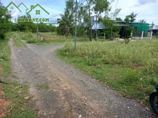 Đất Ngộp 2 mặt tiền-Mũi Né-Lâm Đồng-DT 9.600m2,gần Sân Bay,gần UBND Thiện Nghiệp - 2