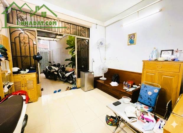 1 ĐỜI CHỦ, NHỈNH 6 TỶ NHÀ LẦU HẺM XE HƠI, 60m2(4x15) NGAY LÊ QUANG ĐỊNH,NGUYỄN VĂN ĐẬU,BT. - 3