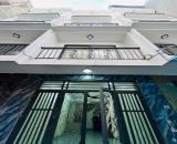 B.Á.N.N.H.À.H.Ồ.T.Ù.N.G.M.Ậ.U G.Í.Á. 8.2 tỷ