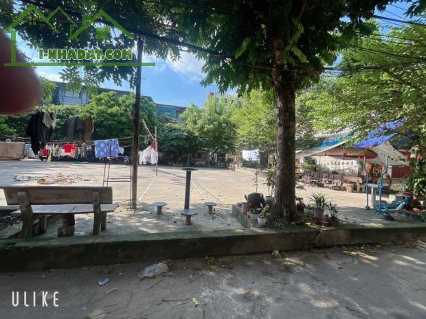 ĐÔNG NGẠC - BẮC TỪ LIÊM Lô góc 3 thoáng - ô tô chạy vòng vòng quanh - đỗ cửa vào nhà