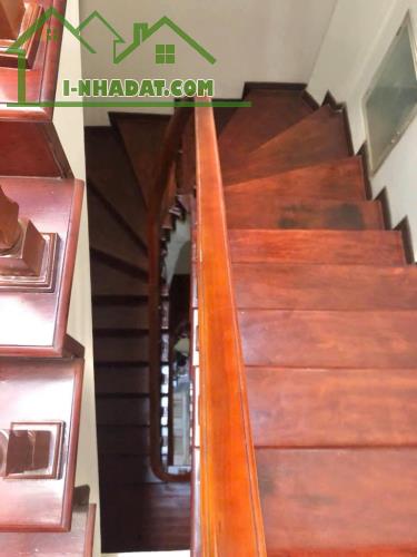 ĐÔNG NGẠC - BẮC TỪ LIÊM Lô góc 3 thoáng - ô tô chạy vòng vòng quanh - đỗ cửa vào nhà - 2