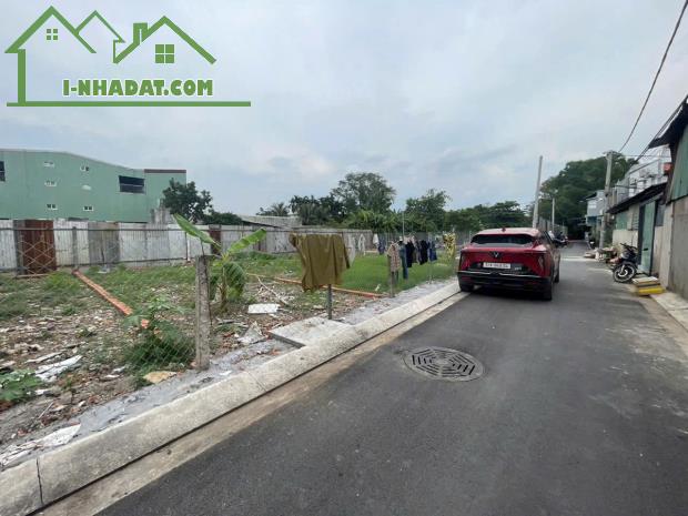 6 LÔ ĐẤT LIỀN KỀ – ĐỐI DIỆN KĐT VẠN PHÚC - 2