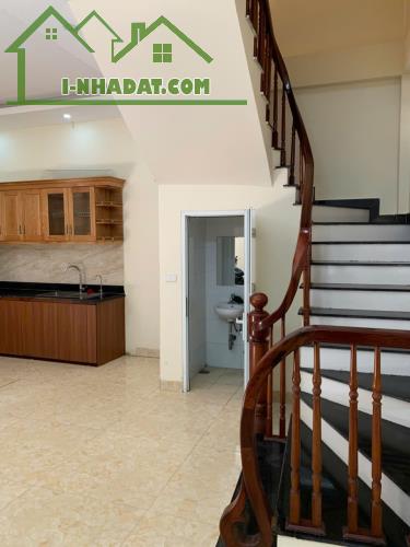 Chính chủ cần cho thuê phòng trọ Số 23A, ngách 91, ngõ Trại Cá, đường Trương Định, phường - 2