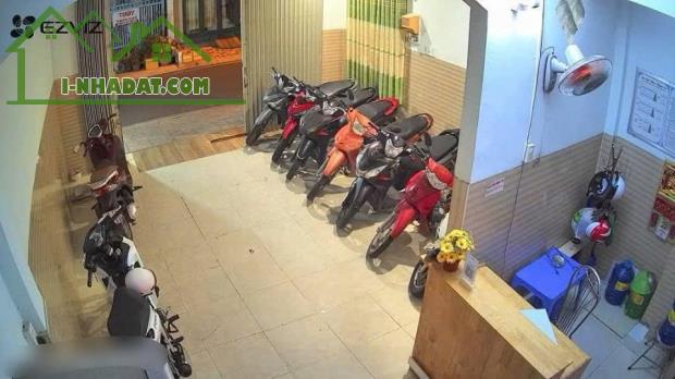 Bán gấp nhà nghỉ doanh thu ổn định 1 trệt 2 tầng 103m2 giá cực tốt chỉ 900 triệu sổ hồng - 1