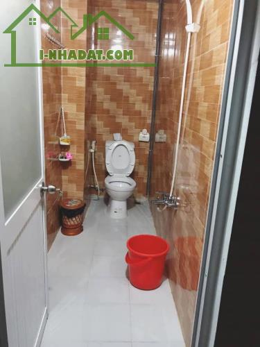 Bán gấp nhà nghỉ doanh thu ổn định 1 trệt 2 tầng 103m2 giá cực tốt chỉ 900 triệu sổ hồng - 4