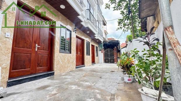 Morning đỗ cửa – nhà 47m x 4T Thị Trấn Phùng – gần quốc lộ 32 – giá chỉ 4,7 tỷ