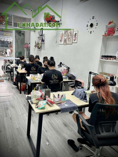 Sắp tới mình mở tiệm to hơn nên cần nhượng tiệm nail gần MeGa Quận 12 - 1