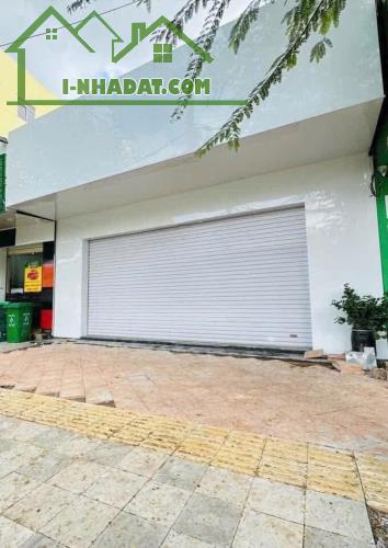 CHO THUÊ NHÀ MẶT TIỀN ĐƯỜNG 30 THÁNG 4 NGANG 8m GIÁ 40 TRIỆU