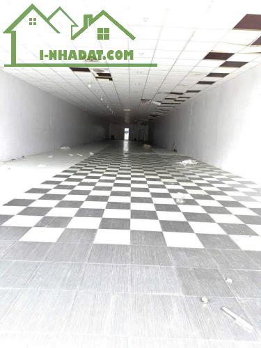 CHO THUÊ NHÀ MẶT TIỀN ĐƯỜNG 30 THÁNG 4 NGANG 8m GIÁ 40 TRIỆU - 1