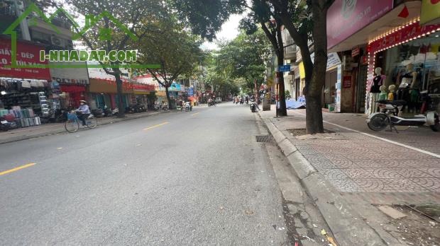 QUÁ ĐẸP, NHÀ DÂN XÂY MỚI KOONG PHỐ BỒ ĐỀ 50M, 4T, MT5M, NỘI THẤT ĐẸP, 20M Ô TÔ TRÁNH - 3