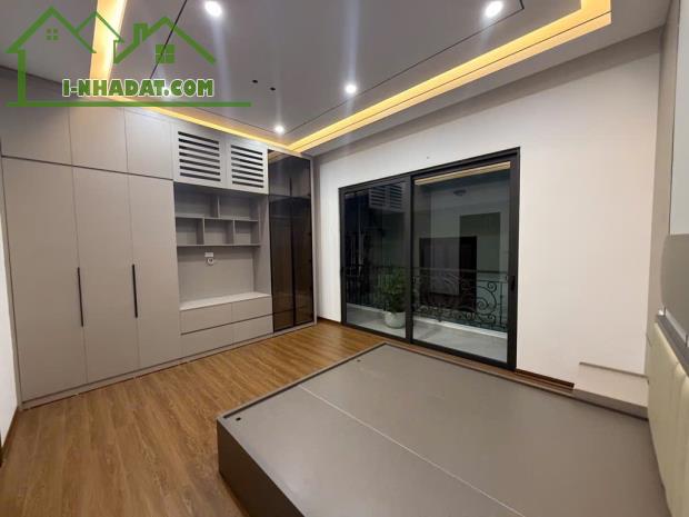 QUÁ ĐẸP, NHÀ DÂN XÂY MỚI KOONG PHỐ BỒ ĐỀ 50M, 4T, MT5M, NỘI THẤT ĐẸP, 20M Ô TÔ TRÁNH - 6