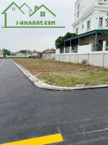 Cần bán đất ven biển 100m trục chính ra biển chỉ 50m - 1