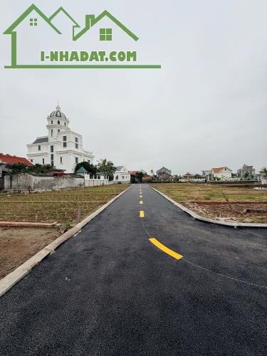 Cần bán đất ven biển 100m trục chính ra biển chỉ 50m - 2