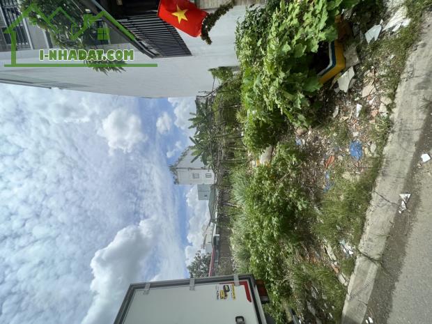 RA GẤP LÔ ĐẤT Đ. NHỰA 6m THẲNG TRỤC QL13, HÀNG XÓM KDC HỒNG LONG 5X32; 11,5 TỶ - 2