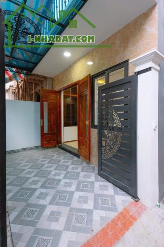 BÁN NHÀ ĐẠI PHÙNG ĐAN PHƯỢNG – DIỆN TÍCH 58M² – 4 TẦNG – MẶT TIỀN 4.5M – GIÁ CHỈ 5.8 TỶ - 4