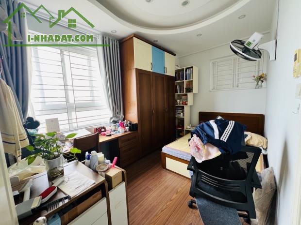 CHUNG CƯ 335 CẦU GIẤY DT 125M 3 NGỦ 2 BAN CÔNG,NHÀ ĐẸP GIA CHỈ 9,2 TỶ-73 TR/M2 - 2