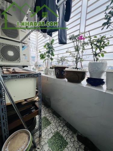 CHUNG CƯ 335 CẦU GIẤY DT 125M 3 NGỦ 2 BAN CÔNG,NHÀ ĐẸP GIA CHỈ 9,2 TỶ-73 TR/M2 - 3