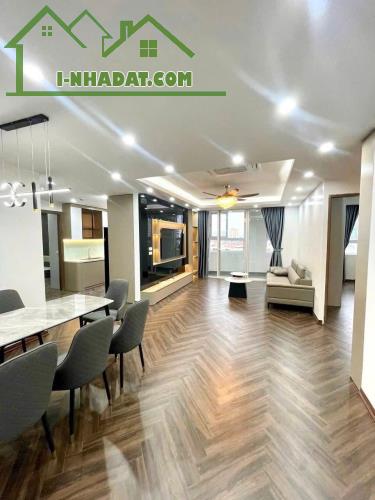 bán  chung  cư 289 A khuất  duy tiến -  97m2 nhà mới