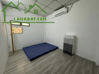 CHO THUÊ NHÀ NGUYÊN CĂN MẶT TIỀN HỒ VĂN HUÊ – TRỐNG GIỮA THÁNG 11 - 3