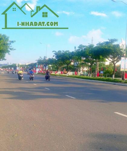 Bán nhà 3 tầng mới kiệt ô tô Lê Văn Hiến_ Ngũ Hành Sơn _ 73m2 _ 6.7 tỷ.