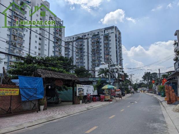 BÁN LÔ ĐẤT HẺM XE HƠI THÔNG, SÁT MẶT TIỀN GẦN BV ĐA KHOA THỦ ĐỨC 123m2 CHỈ 9 TỶ.