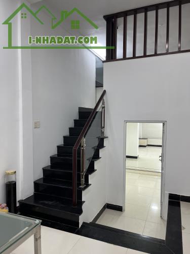 Bán nhà vị trí đẹp 4.5 x 16m Nguyễn Trãi Bến Thành TP.HCM