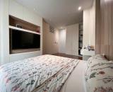 Bán căn hộ Quận Hoàn Kiếm, PHỐ CỔ, view mặt phố - 85 m2 - Đủ nội thất - Sổ đỏ chính chủ -