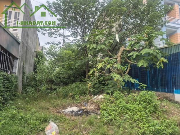 🥂Bán lô đất 102,8m2 ( mặt tiền 4.2m, đuôi đất nở hậu 4,06m , thổ cư 100m, đất cây lâu - 2