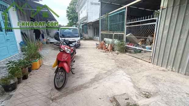 69. Cho Thuê nhà giá rẽ 2,5 triệu khu dân cư 3A