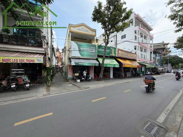 Cho thuê nhà lầu trục chính hẻm 10 đề thám gần đại lộ hòa bình giá 8 triệu - 4