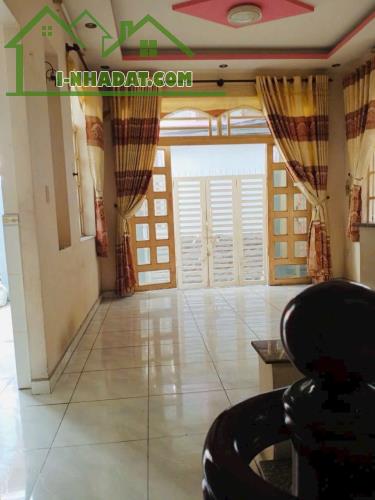 BÁN NHÀ 1TRỆT 1LẦU 62m2( NGAY Quảng Trường Tỉnh (NAY LÀ P.Tam Hiệp,Tân Tiến cũ)giá 2ty5 - 1