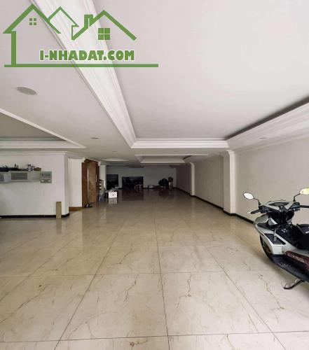 Bán biệt thự,hẻm 8m, đường Bành Văn Trân,P7,Tân Bình,350m2,5 tầng, thang  máy, ngang 10.3m - 4