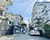 Nhà đường ôtô thông sát Thích Quảng Đức, gần 4*13.5, 4 tầng mới đẹp vào ở ngay