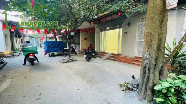 Cho thuê nhà tập thể tầng 1 Lương Khánh Thiện, 65m² Ô tô đỗ cửa ngày đêm, 7 Triệu - 1