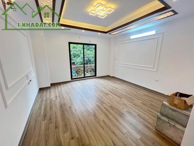 Cho thuê nhà vp-kd phố Kim Mã-Ba Đình, 42m2, 5 tầng thông, 20tr - 1