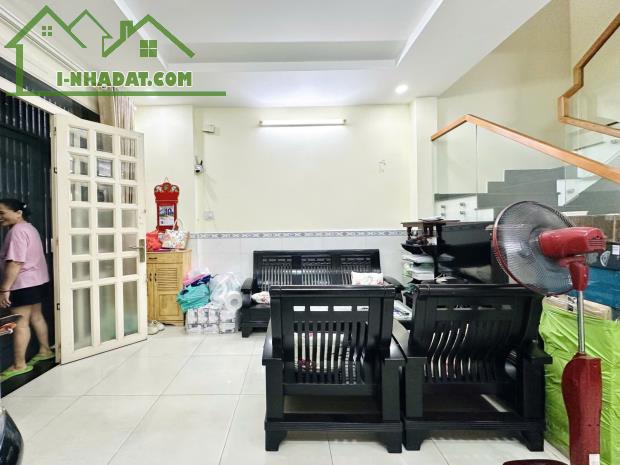 Bán nhà sát mặt tiền Cô Bắc Phú Nhuận 4 tầng BTCT 4PN 45m2 nở hậu chỉ 6.2 tỷ tl - 3