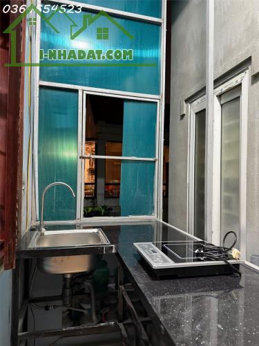 Chính chủ cho thuê phòng trọ 32 ngõ 317 Hoàng Hoa Thám, DT 25m2, giá 5tr5/ tháng - 2